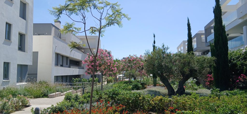 Vanian Gardens